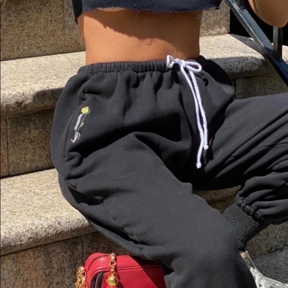 Heavy Manners Airport Sweatpants Sweatshirt Set in Black Medium - Picture 2 of 9